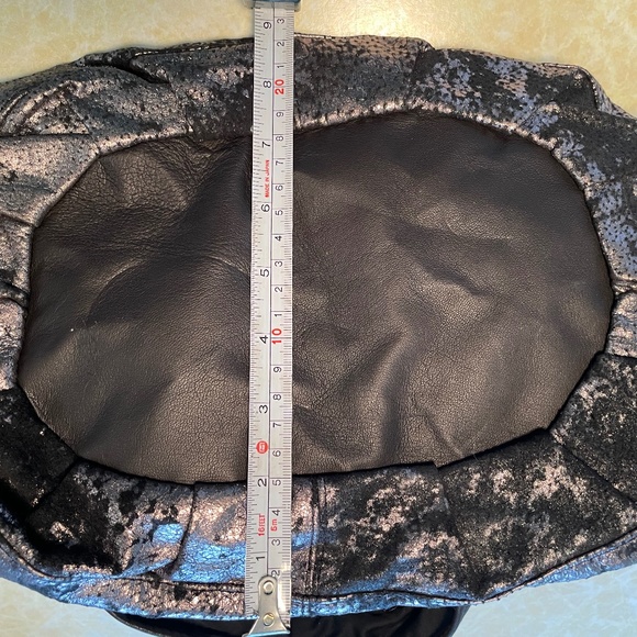 Leather handbag NWOT - Picture 4 of 5